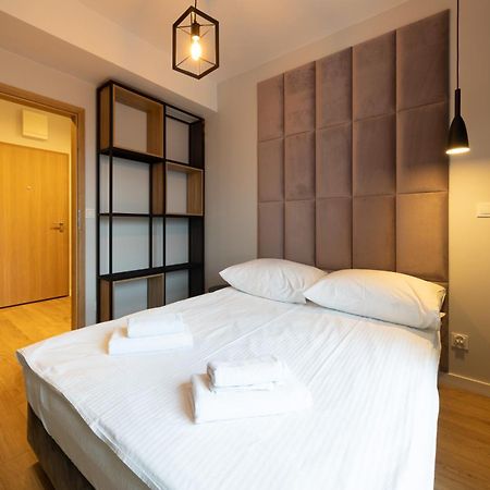 Apartament Luxury Two-Bedroom Бялисток Екстериор снимка