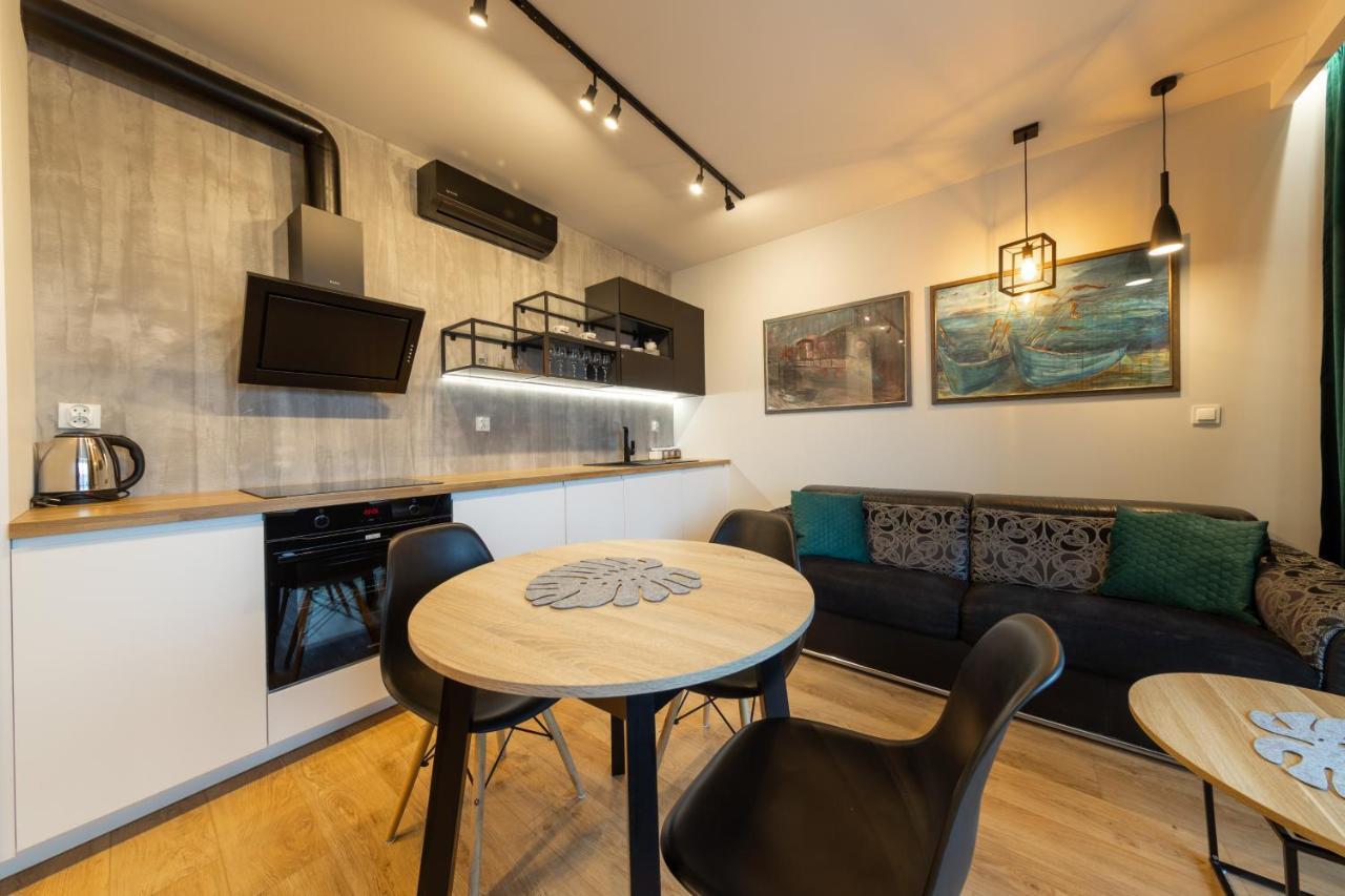 Apartament Luxury Two-Bedroom Бялисток Екстериор снимка