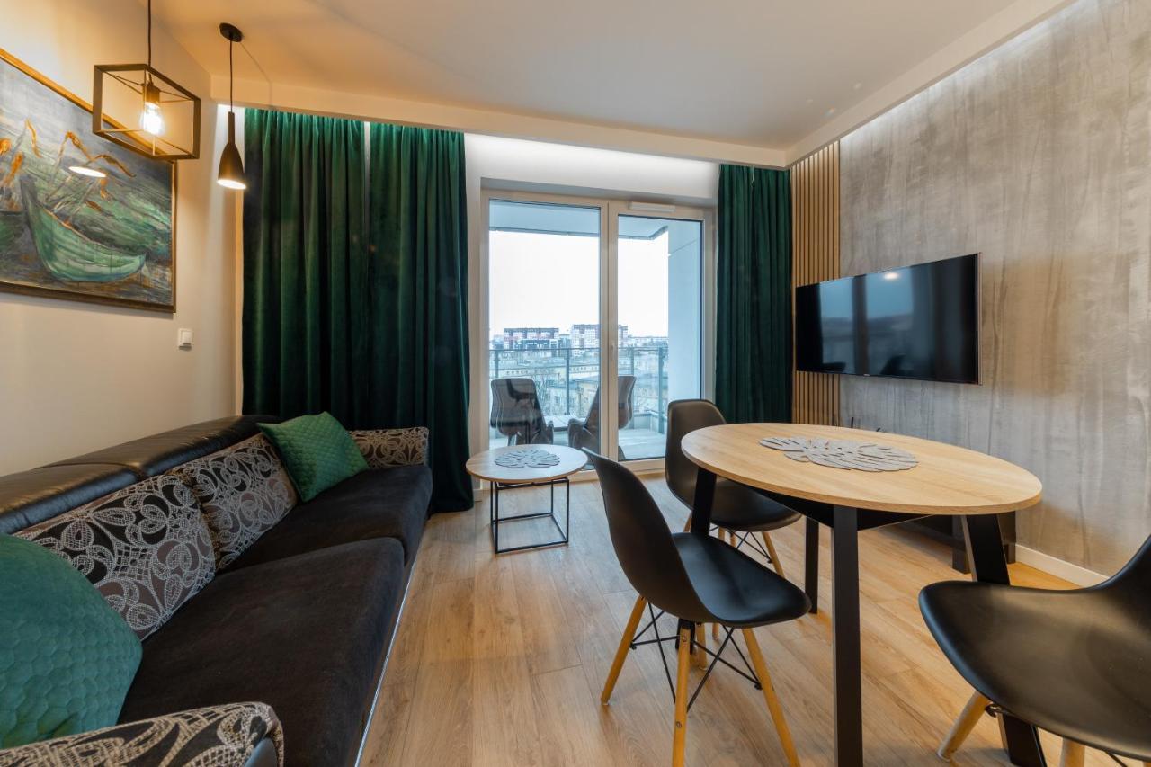 Apartament Luxury Two-Bedroom Бялисток Екстериор снимка