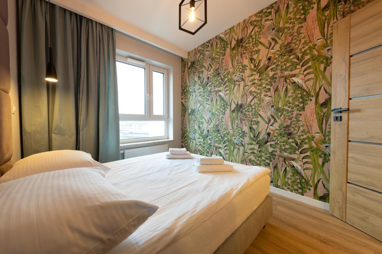 Apartament Luxury Two-Bedroom Бялисток Екстериор снимка