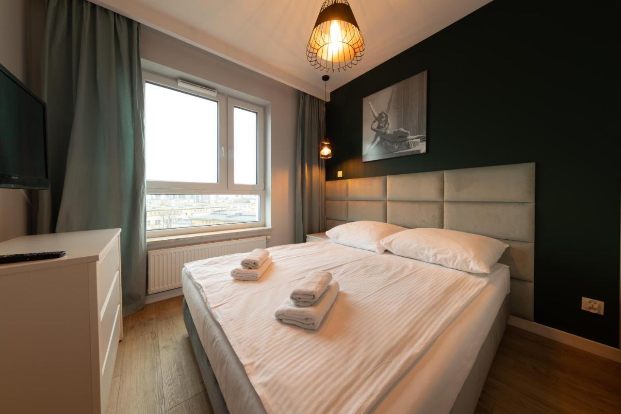 Apartament Luxury Two-Bedroom Бялисток Екстериор снимка