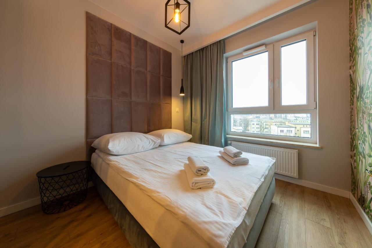 Apartament Luxury Two-Bedroom Бялисток Екстериор снимка