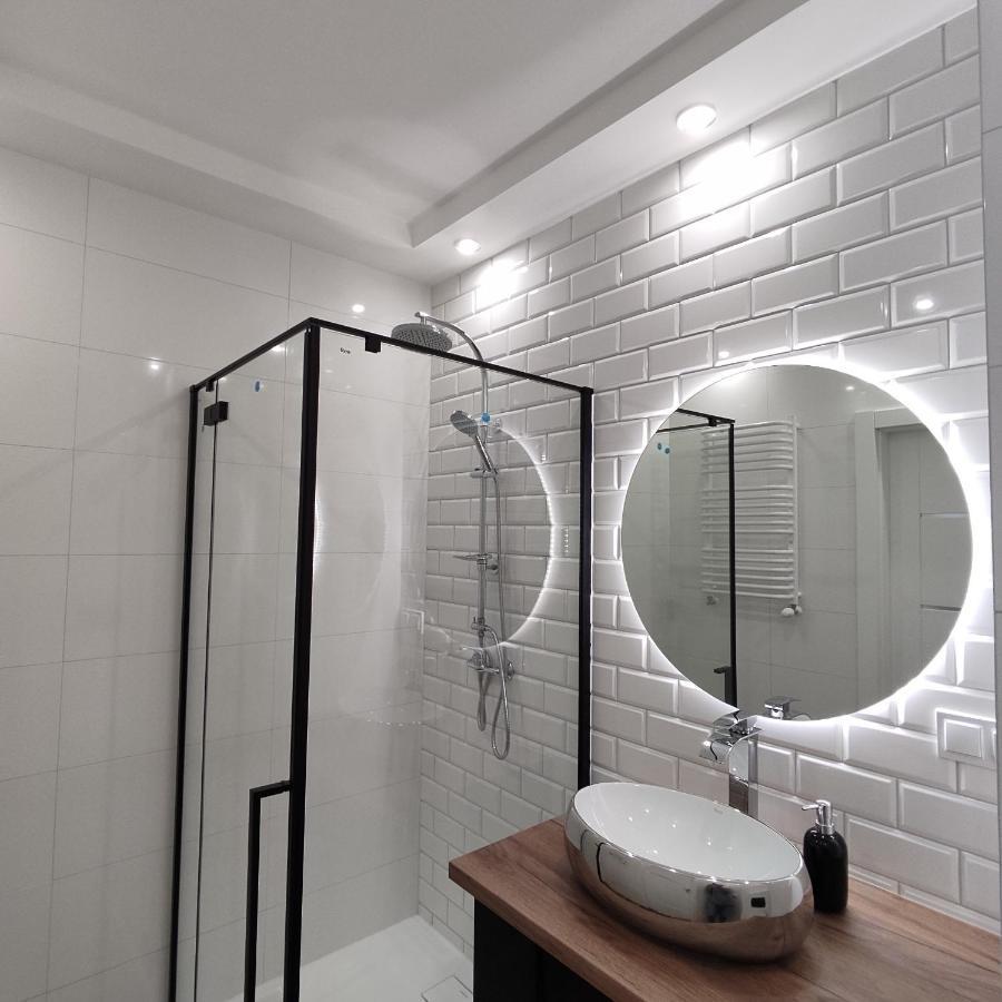 Apartament Luxury Two-Bedroom Бялисток Екстериор снимка