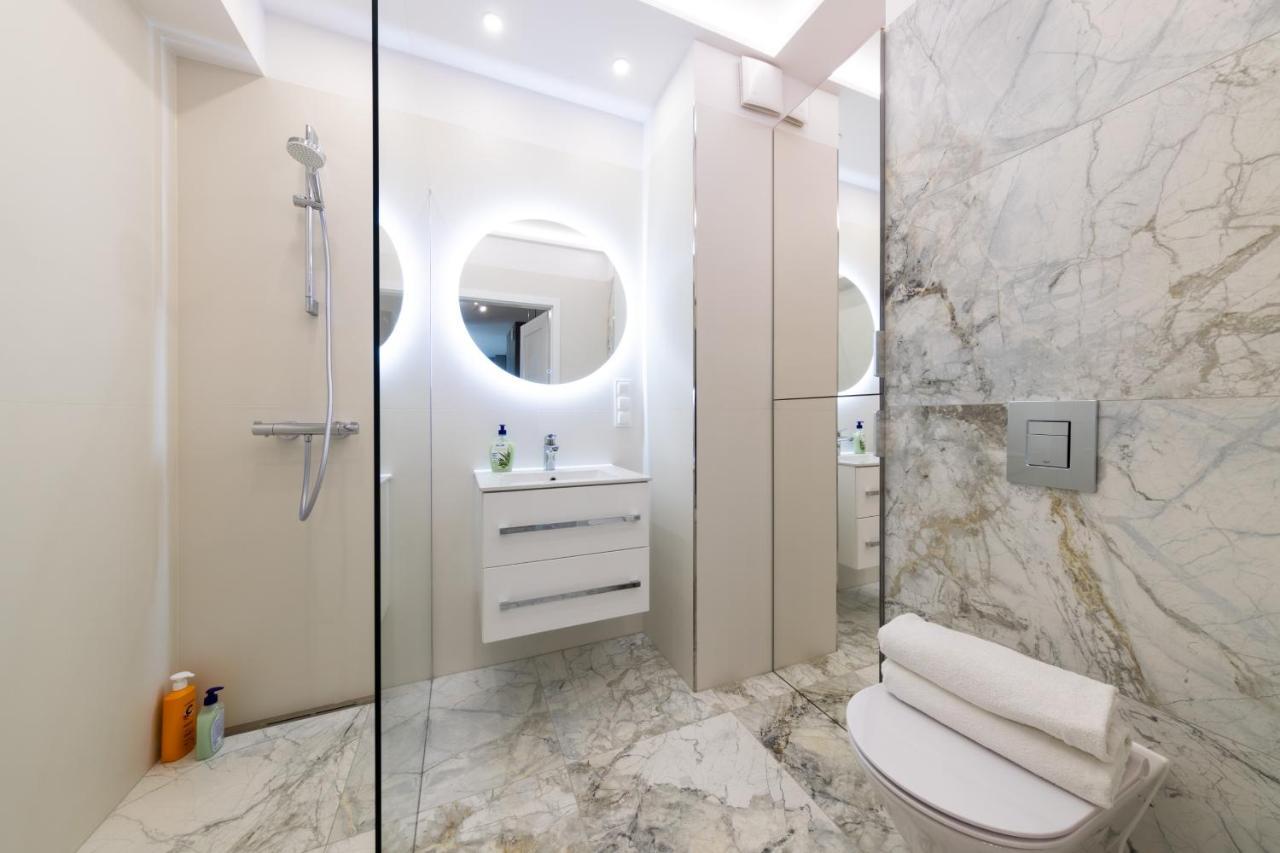 Apartament Luxury Two-Bedroom Бялисток Екстериор снимка