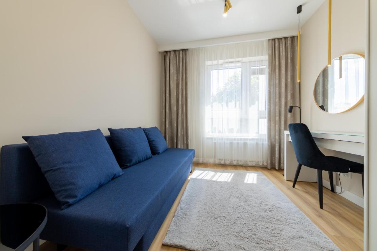 Apartament Luxury Two-Bedroom Бялисток Екстериор снимка
