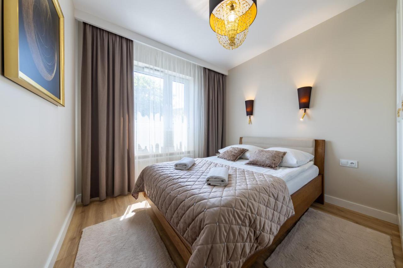 Apartament Luxury Two-Bedroom Бялисток Екстериор снимка